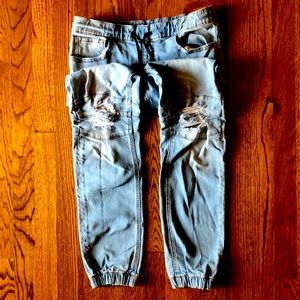 EAST Pointe Jeans